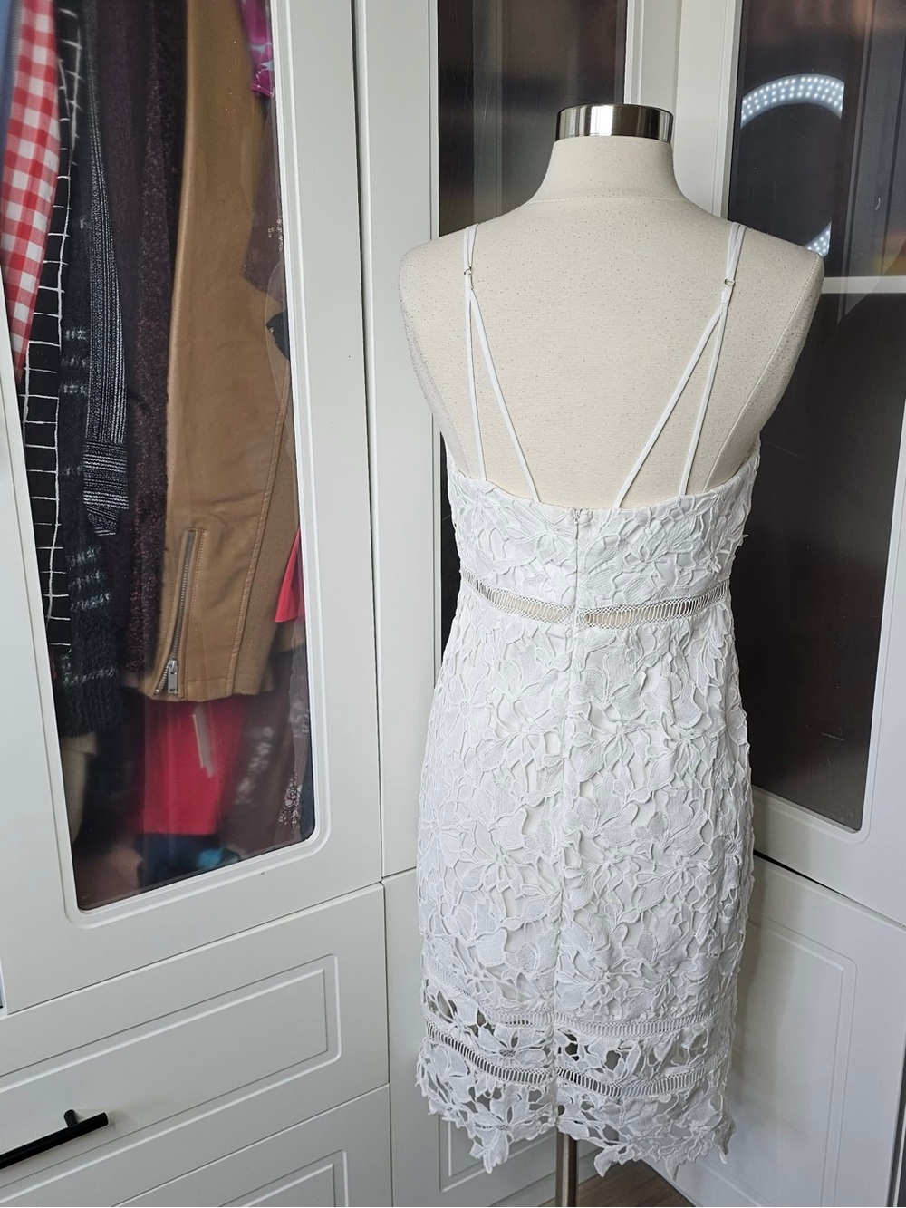 Astr White Lace Mini Dress with Floral Crochet - Picture 5 of 6